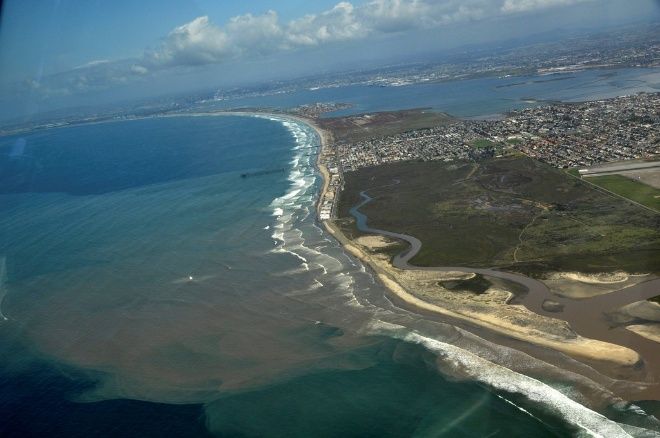 California y Tijuana dispuestos a resolver juntos derrame de aguas negras