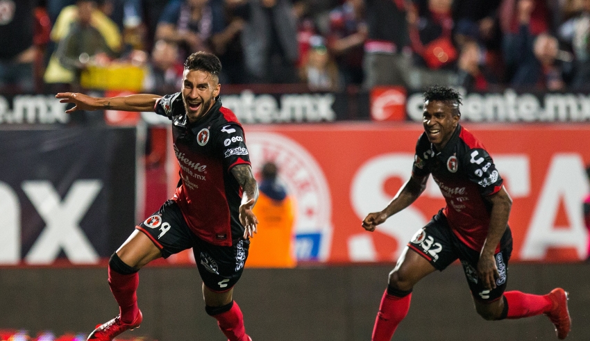 Xolos supera al diablo en su casa.