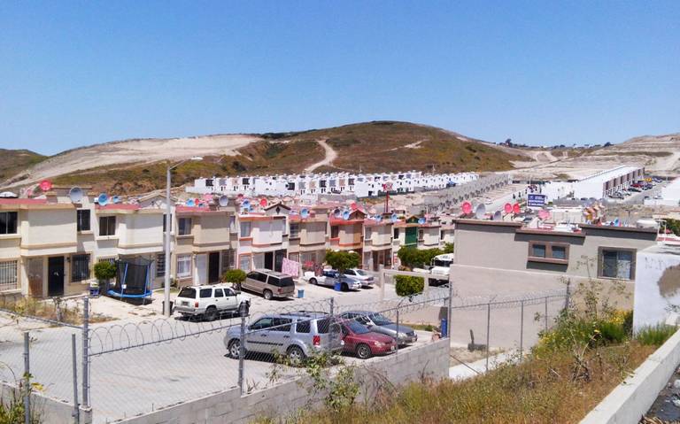 Denuncian residentes olor a heces fecales en Urbi Quinta del Cedro