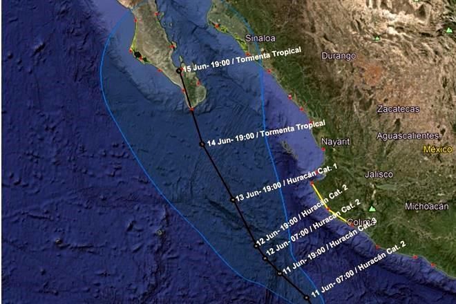 ‘Bud’ se convierte en huracán categorí­a 3 y se sitúa frente a Manzanillo, Colima