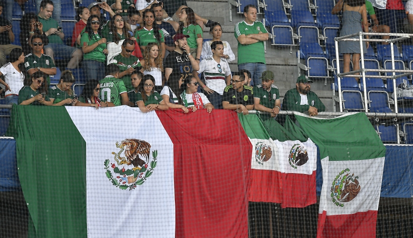Habrá Copa Mundial en México, EEUU y Canadá.