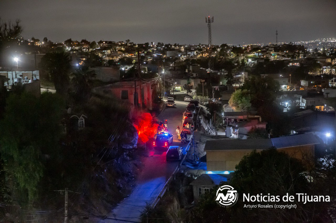 Paramédicos declaran sin vida a un hombre tras recibir un balazo en la cabeza