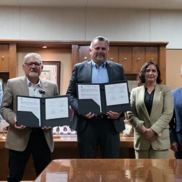Firman convenio Comisión Estatal del Agua y la UABC