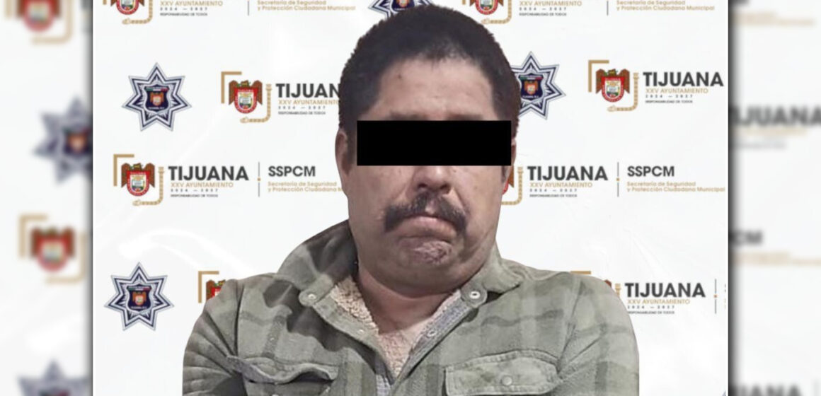 1 Asegura Policía Municipal a hombre por impedir labores de rescate durante incendio