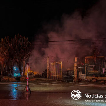 Casa y vehículo se incendian en colonia Altiplano