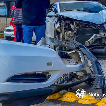 Accidente en carretera Aeropuerto deja a una mujer de 40 años lesionada