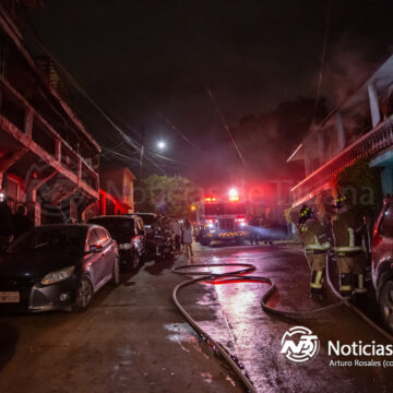 6 Incendio consume dos viviendas en la colonia Lomas de Tijuana