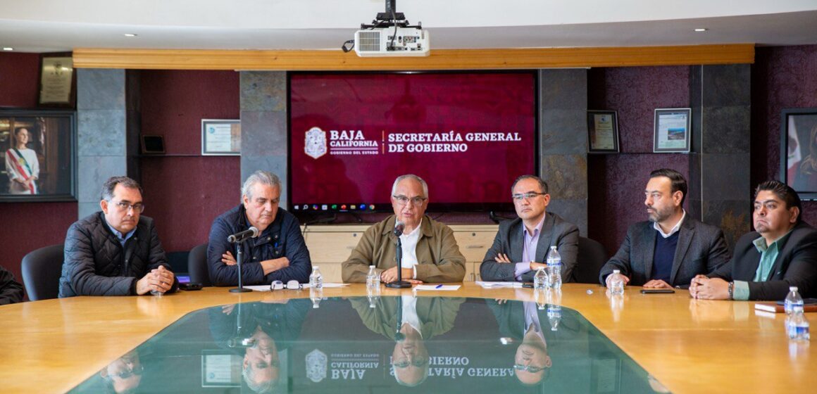 Autoridades siguen trabajando en la negociación con los manifestantes del Maclovio Rojas
