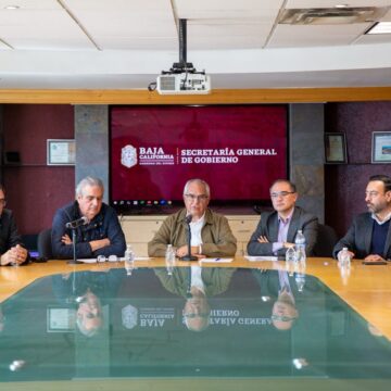 Autoridades siguen trabajando en la negociación con los manifestantes del Maclovio Rojas