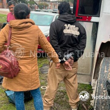 m Detienen a conductor de transporte “Coras” que manejaba erráticamente con sustancias ilícitas