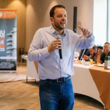 0a50dfaf-e801-42e2-af5e-3b42032f2fd3 Carlos Torres se posiciona en el escenario político con megaproyecto verde en BC