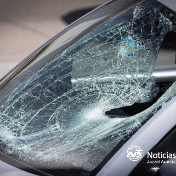 Hombre es atropellado en la Vía Rápida a unos metros de puente peatonal