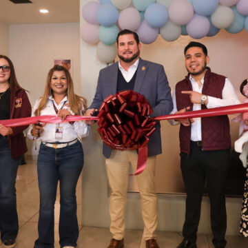1 Inaugura Ismael Burgueño Sala de Lactancia y recorre taller “Aprende y Emprende”