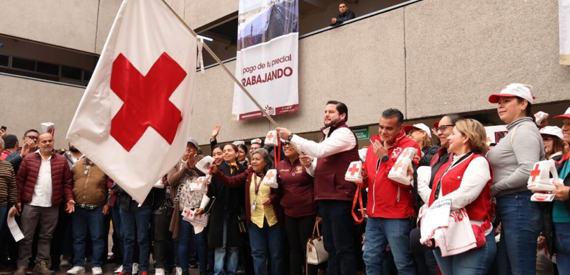 Da presidente municipal Ismael Burgueño banderazo de arranque al Boteo Masivo Cruz Roja 2025