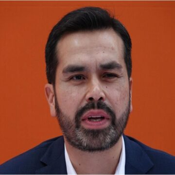 Máynez revira al PRI tras acusaciones: “Es un acto de desesperación”