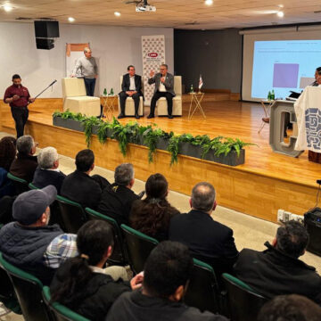 4 Exponen las acciones de saneamiento y reúso del agua