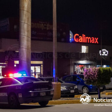 Asaltan a mano armada la tienda Calimax en el fraccionamiento El Dorado
