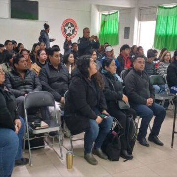 FGE realiza taller para maestros en secundarias de Tijuana