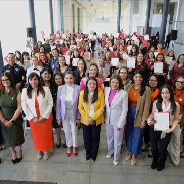 zxc Certifica gobierno de Baja California a personal de primer contacto en atención a mujeres víctimas de violencia