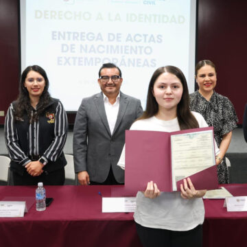 Entrega Gobierno Municipal cerca de 200 actas de nacimiento extemporáneas