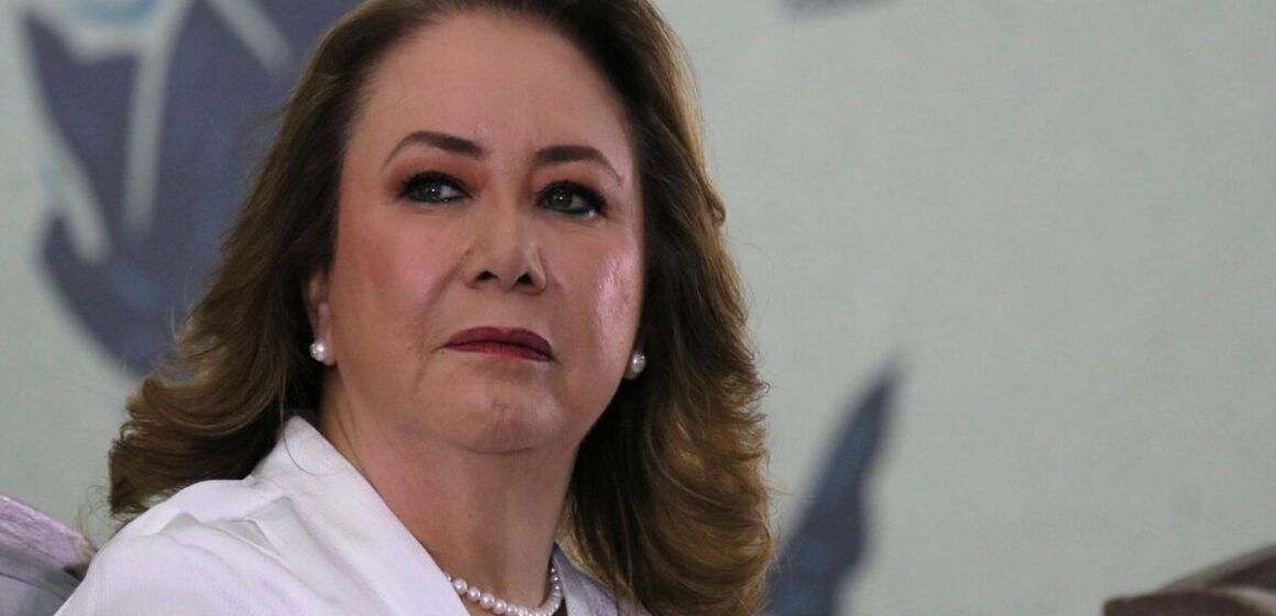 Yasmín Esquivel acumula otro llamado del INE por violar reglas de campaña judicial
