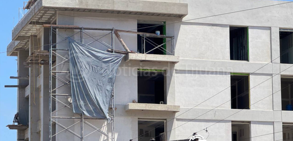 2 Trabajador muere tras caer de un edificio en construcción en la colonia La Cacho