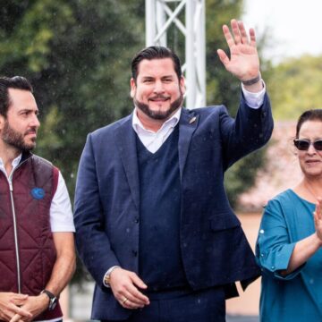 Ismael Burgueño fortalece programas sociales con nuevo convenio de colaboración