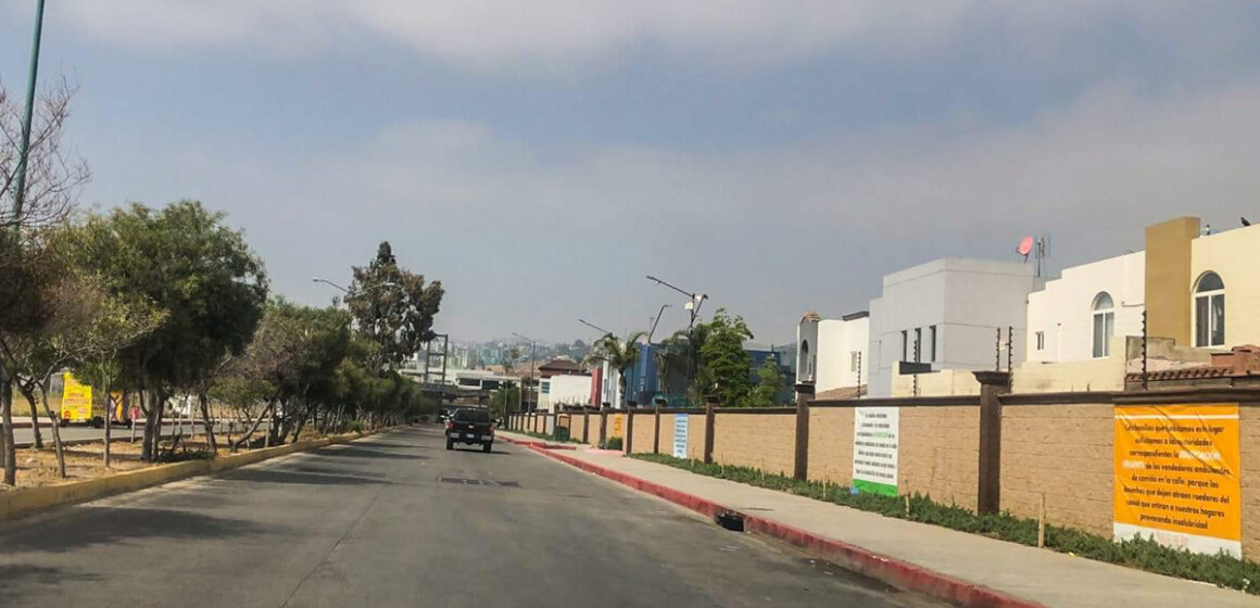 e Reubica Gobierno Municipal a comercios ambulantes en la Tercera Etapa del Río