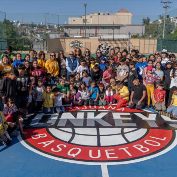 Reinauguran canchas deportivas del club de niños y niñas de Tijuana con el apoyo de Zonkeys