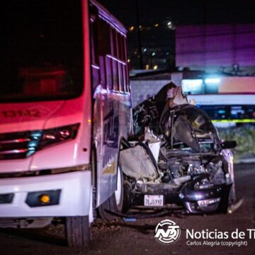 Accidente en Parajes del Valle deja una mujer sin vida y un joven detenido