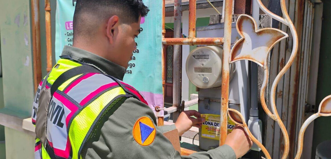 qwe Notifica Ayuntamiento de Tijuana a 19 viviendas de la colonia Sánchez Taboada por inestabilidad de talud