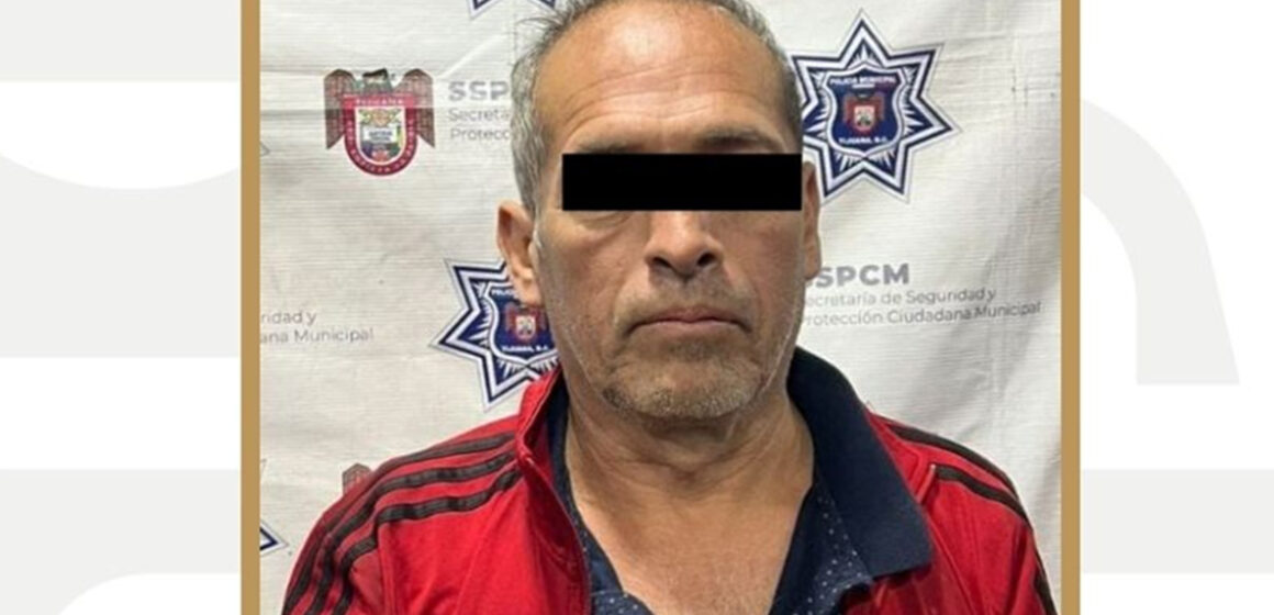 sfds Detienen a Elías Roberto de 53 años por presunto acoso sexual