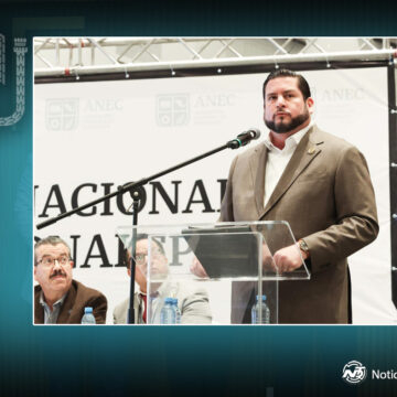 Alcalde atestigua creación de Asociación Nacional de Egresados de CONALEP A.C.