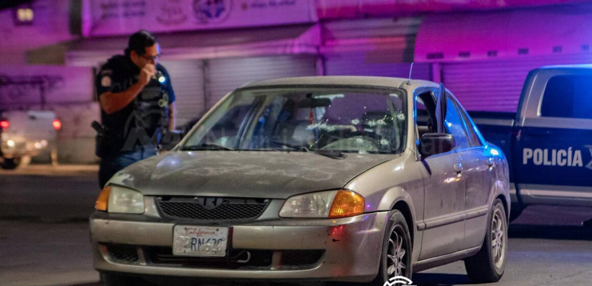 1 Mujer de 25 años es ejecutada a balazos en su vehículo en Tijuana