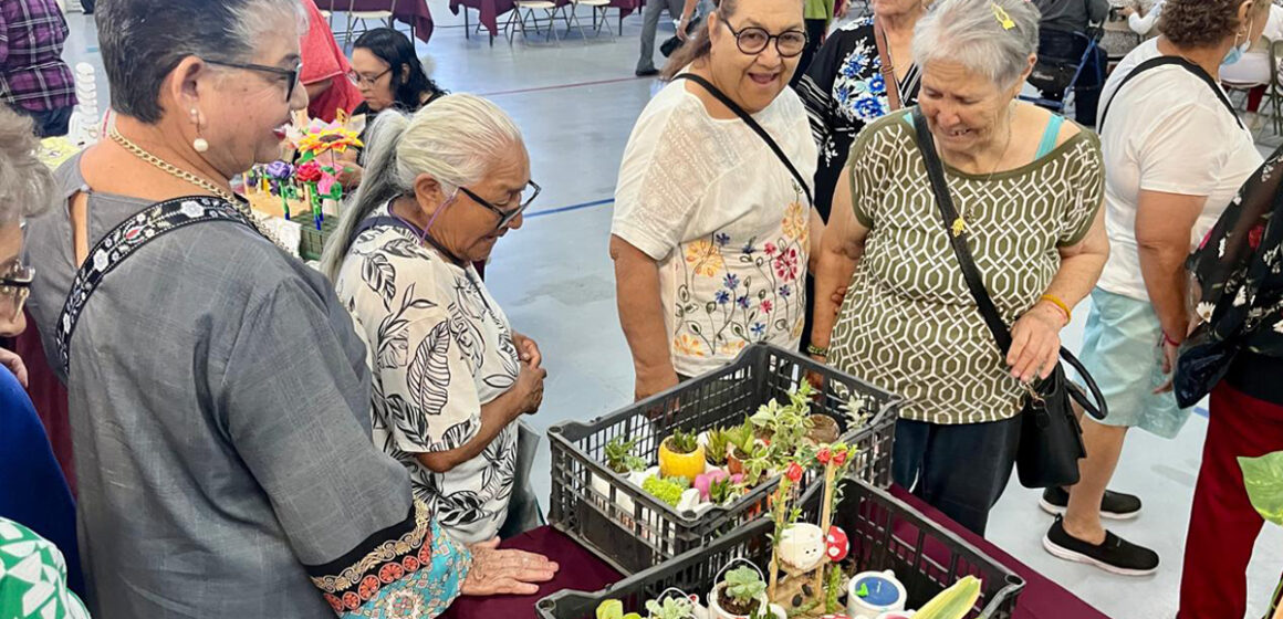 1 DIF BC realiza foro sobre toma de conciencia en abuso y maltrato a la vejez