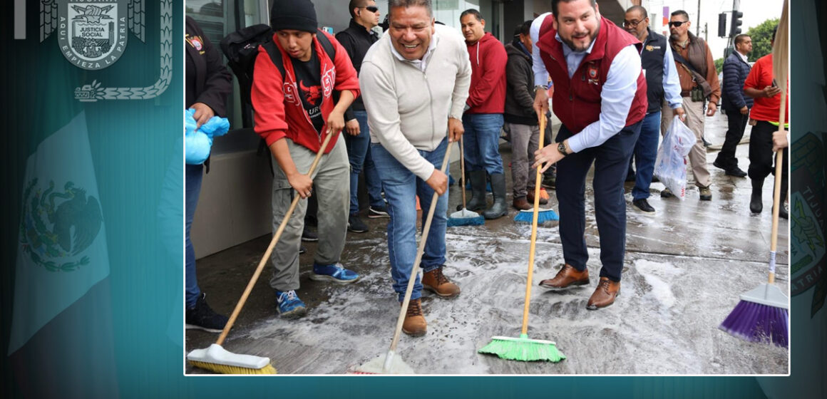 1 Recorre Ismael Burgueño colonias beneficiadas con el programa “Tijuana, Ciudad Limpia”
