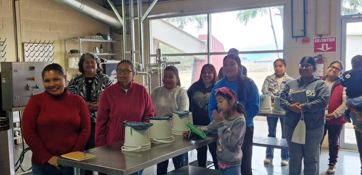 Gobierno del Estado impulsa autoempleo femenino con taller de mermeladas y conservas