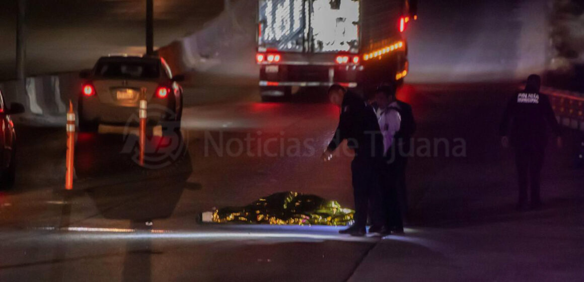 1 Hombre fallece tras ser arrollado por moto en bulevar Alberto Limón Padilla