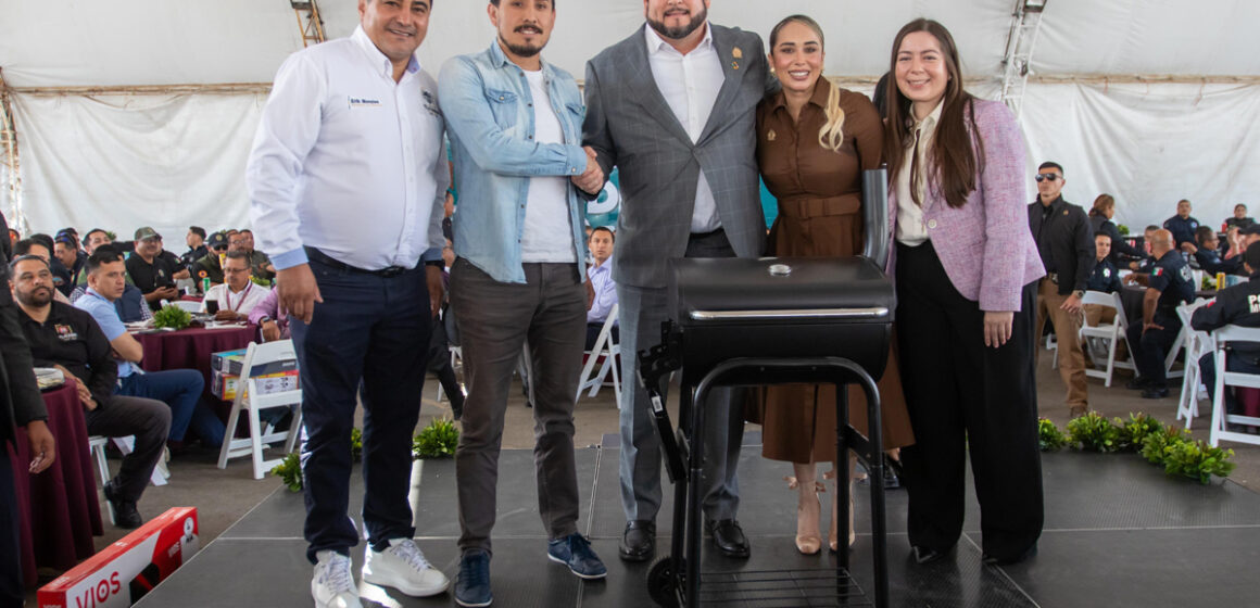 Encabeza Ismael Burgueño celebración del Día del Padre