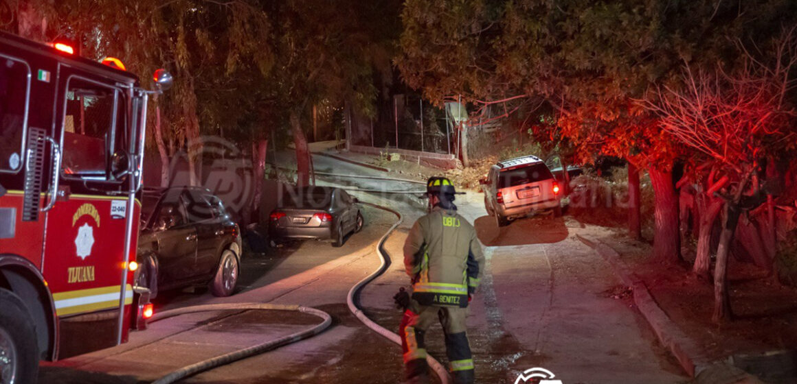 Persona muere calcinada en incendio en el Cañón de las Rosas