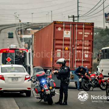 Motociclista gravemente herido tras choque en el Nodo Morelos
