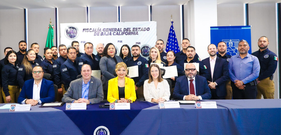 Clausura FGE curso de profesionalización para competencias investigativas Fortapol