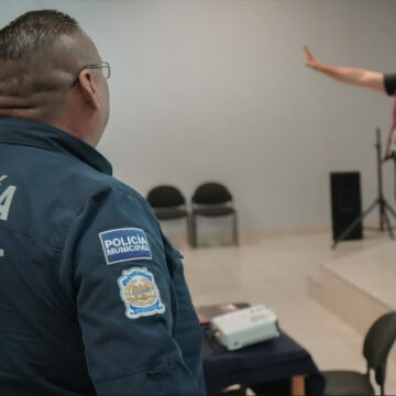 e Policías se forman en Derechos Humanos y atención LGBTIQ+