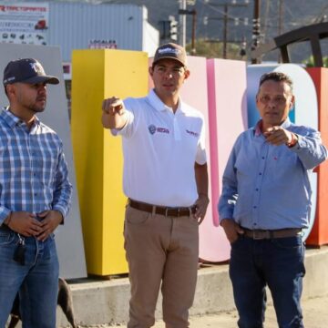 f (1) Supervisa Román Cota obra clave para mejorar la movilidad en Tecate