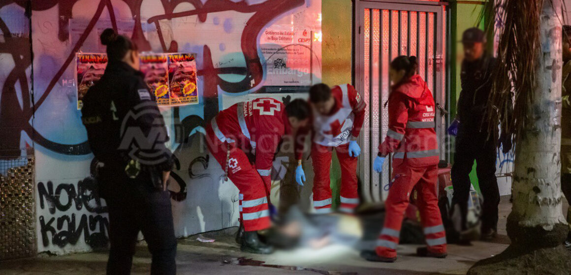 Atienden a hombre por aparente intoxicación; lo encuentran inconsciente en Zona Norte