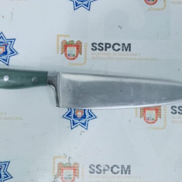 Detienen a menor por agredir con arma blanca a su madre y padrastro