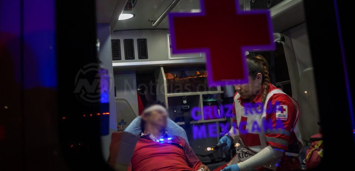 Peatón resulta herido tras ser embestido por ciclista en Tijuana