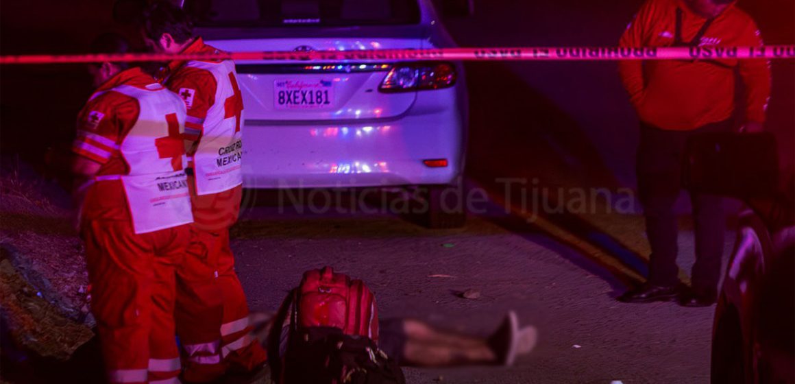 1 Ultiman a joven afuera del domicilio de su madre en la colonia Libertad