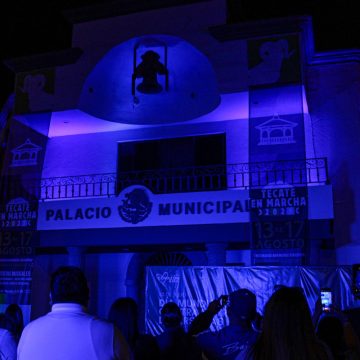1 Tecate se ilumina de azul en conmemoración del día mundial contra la trata de personas