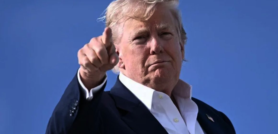 Trump refuerza política migratoria con incentivos económicos y expansión presupuestal